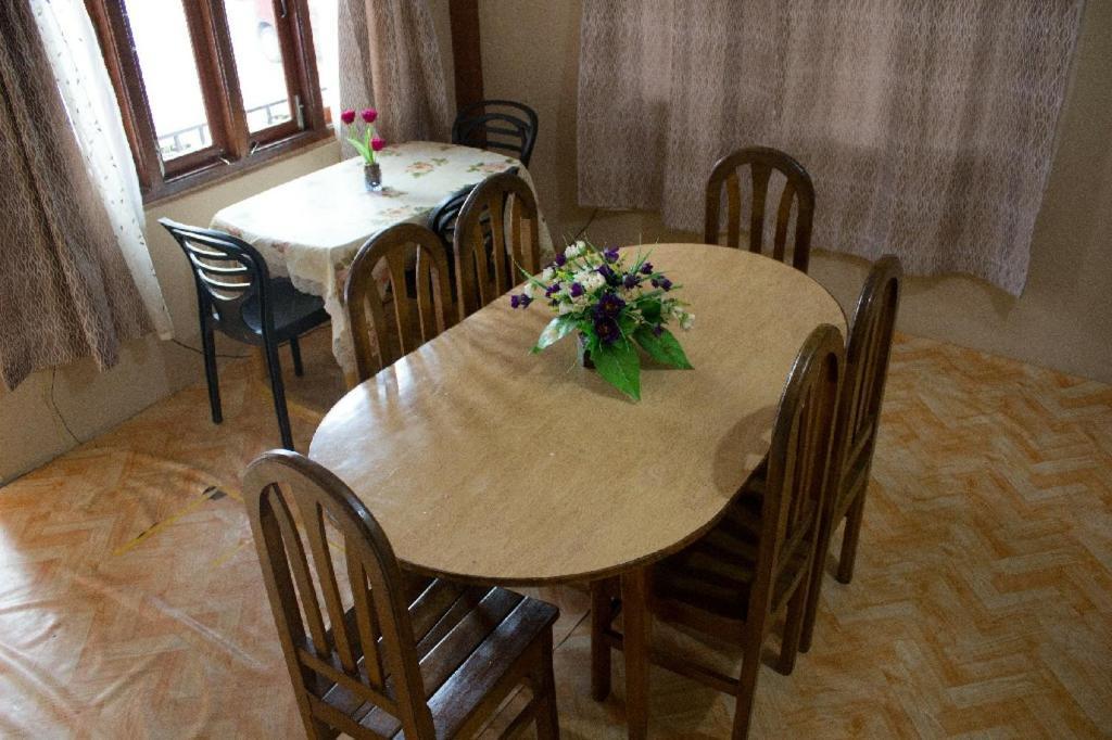 צ'ראפונג'י Cherish Guest House מראה חיצוני תמונה